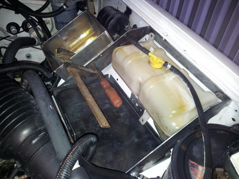 Dual battery tray with sealed relay/fuse box. nissan patrol y60 fuse box 